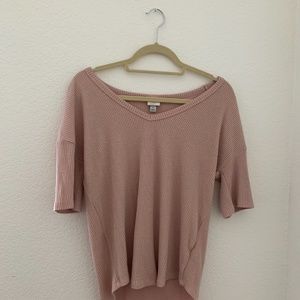 Soft blush colors ribbed short sleeve shirt